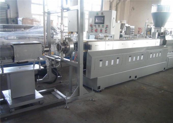 Capacità della macchina 500-600kg/H di fabbricazione in lotti matrice del CaCO3 del TPE TPR EVA di TPU